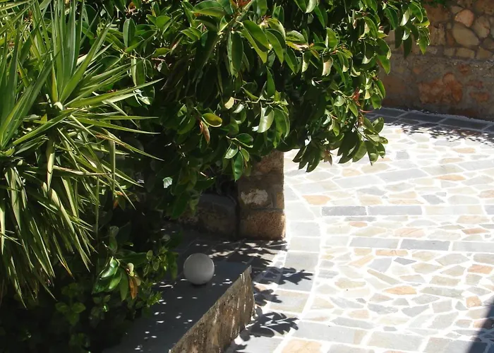 Apostolis Lindos Rhodes Aparthotel *