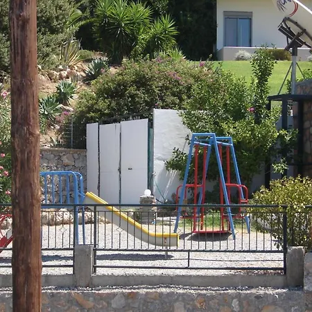 Apostolis Lindos Rhodes Aparthotel Pefki