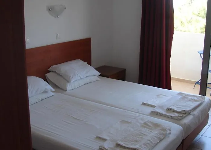 Apostolis Lindos Rhodes Aparthotel *